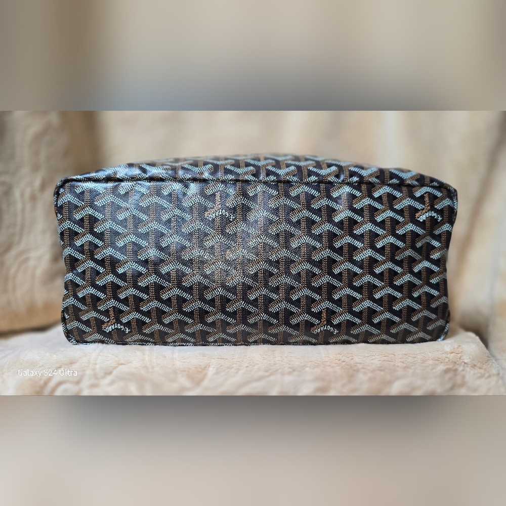 ✨️SOLD✨️Goyard St. Louis PM Tote Bag Unused W Tag Black - Picture 11 of 16